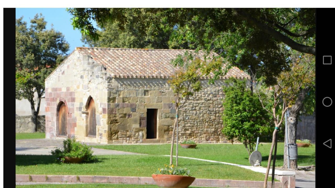 B&B Casa Piras Iun3880 Barumini Exterior photo