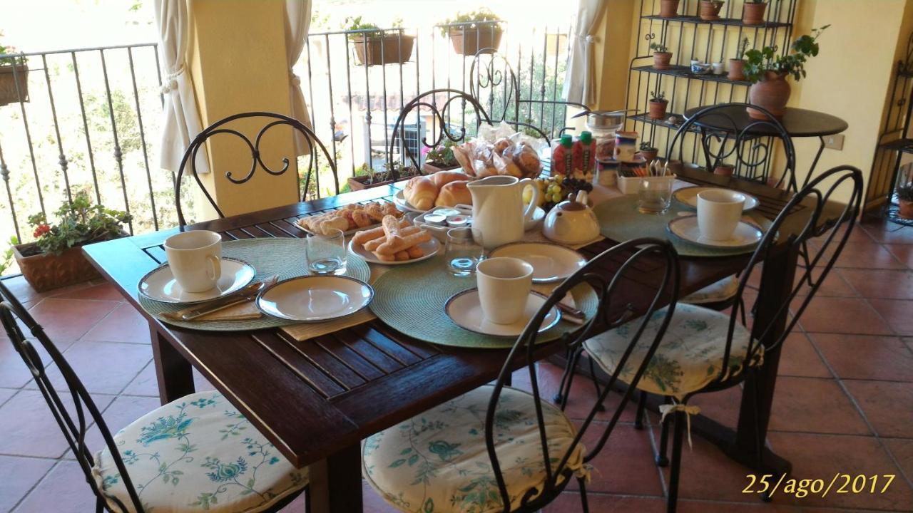 B&B Casa Piras Iun3880 Barumini Exterior photo